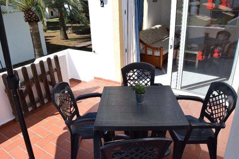 Apartamentos Las Brisas I & II Cala en Bosch Pokoj fotografie