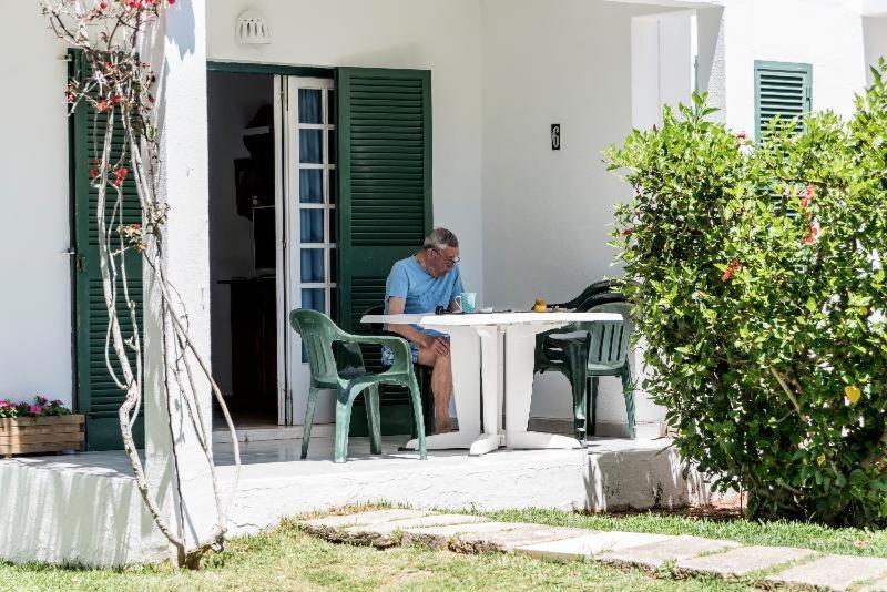 Apartamentos Las Brisas I & II Cala en Bosch Pokoj fotografie